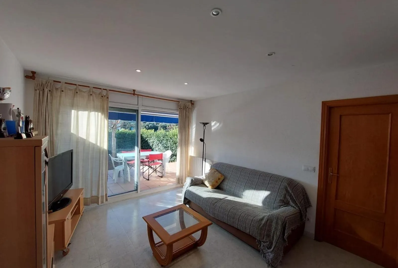 Cal Pere Planta Baja Con Jardin Apartment Llanca